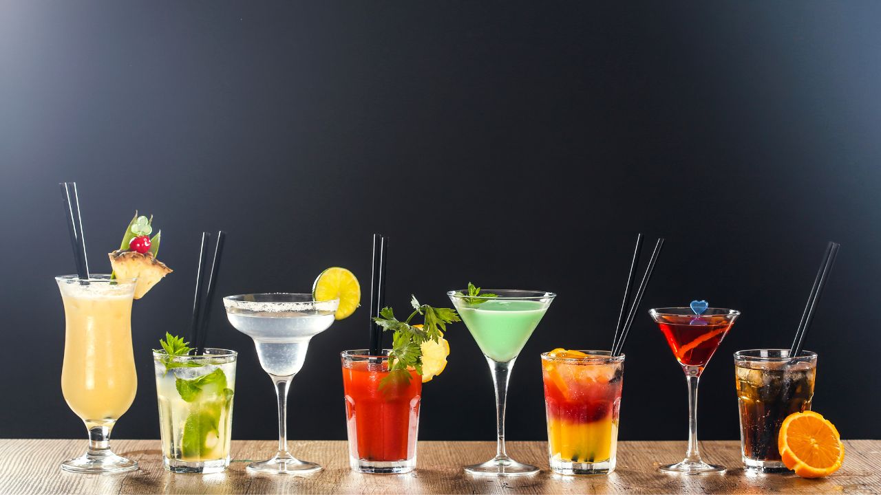 23 Best Keto Cocktails For All Seasons