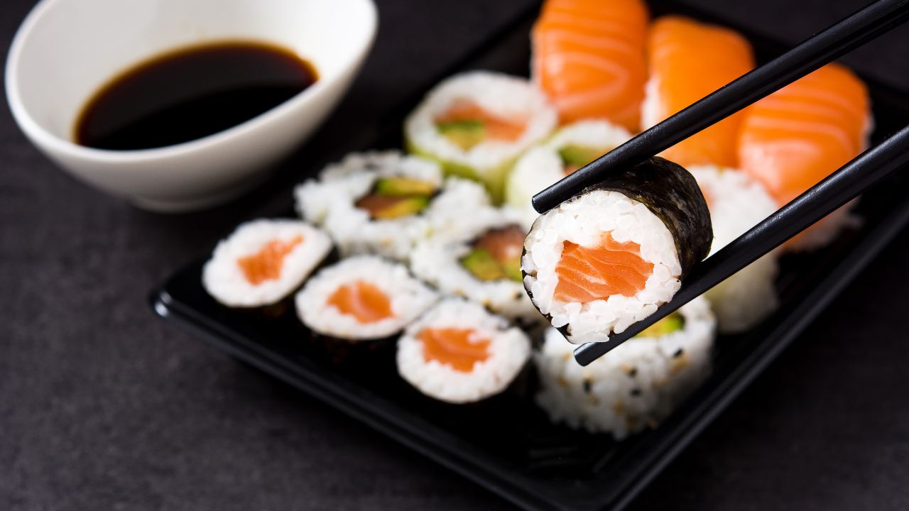23 Easy Sushi Recipes For Vegetarians