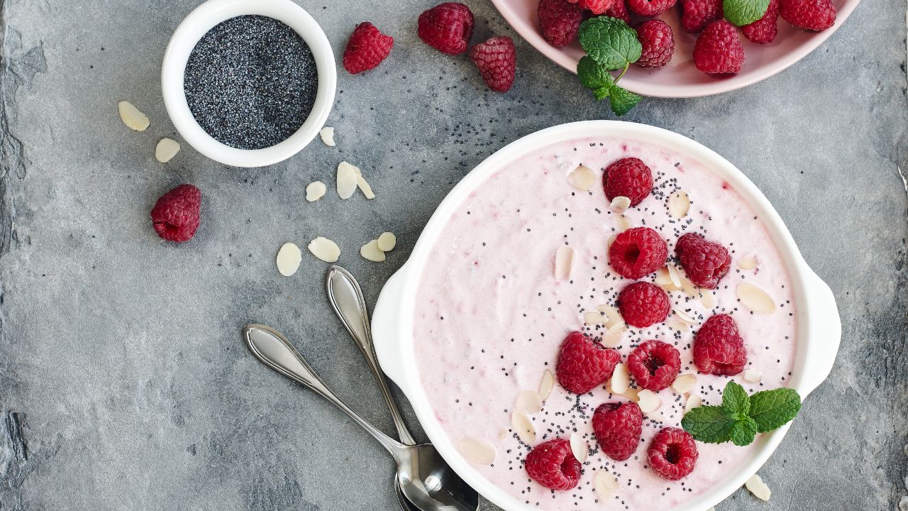 28 Incredible Raspberry Dessert Recipes