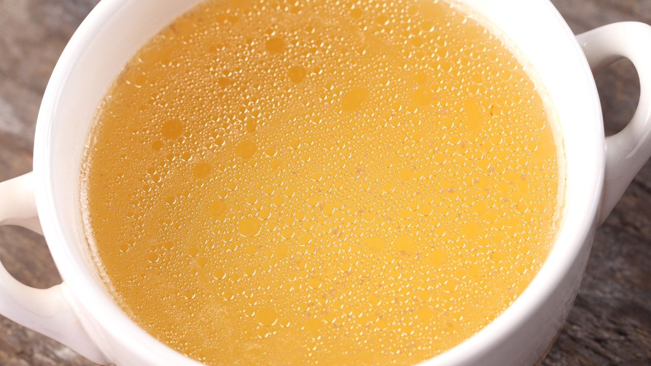 14 Handy Beef Broth Substitutes