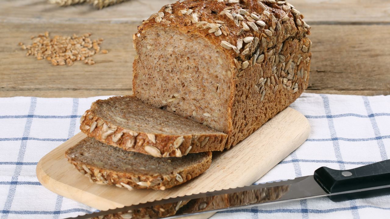 20 Various Types Of Bread – Explained (10)