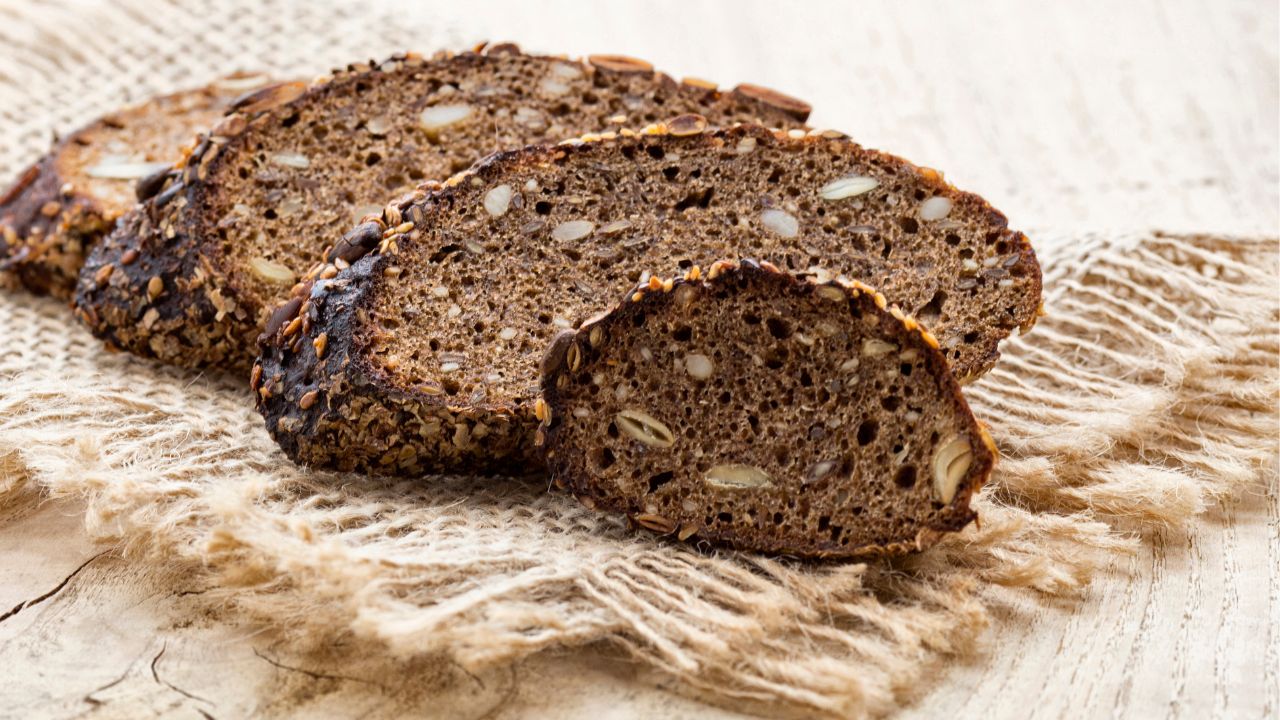 20 Various Types Of Bread – Explained (15)