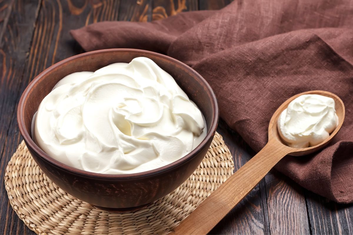 28 Delicious Ways To Use Leftover Sour Cream