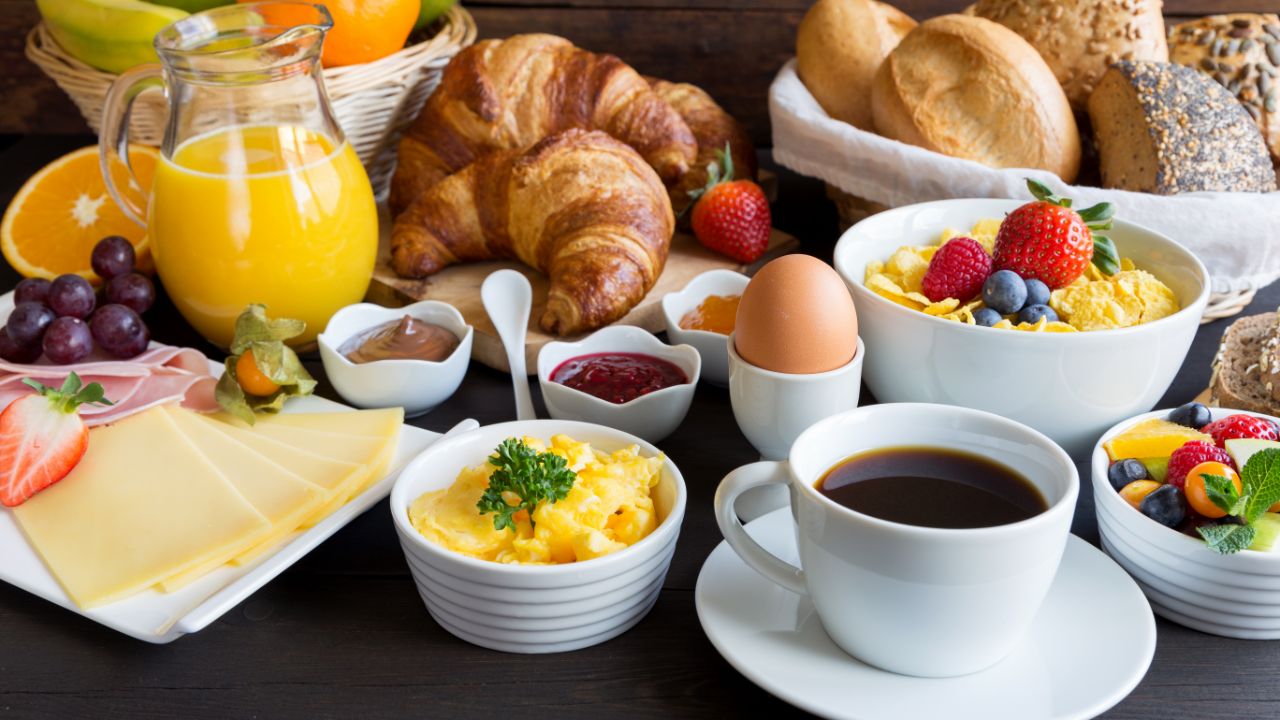 28 Whole30 Breakfast Recipes You Will Love!