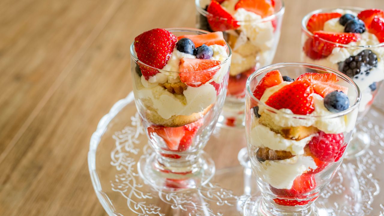 33 Fruit Desserts (+ Easy Recipes)