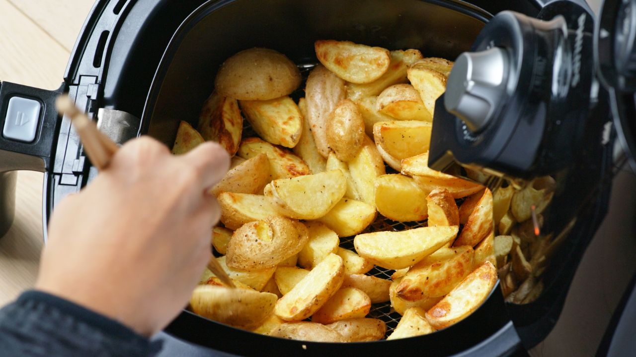 35 Simple, Tasty Airfryer Dinner Recipes