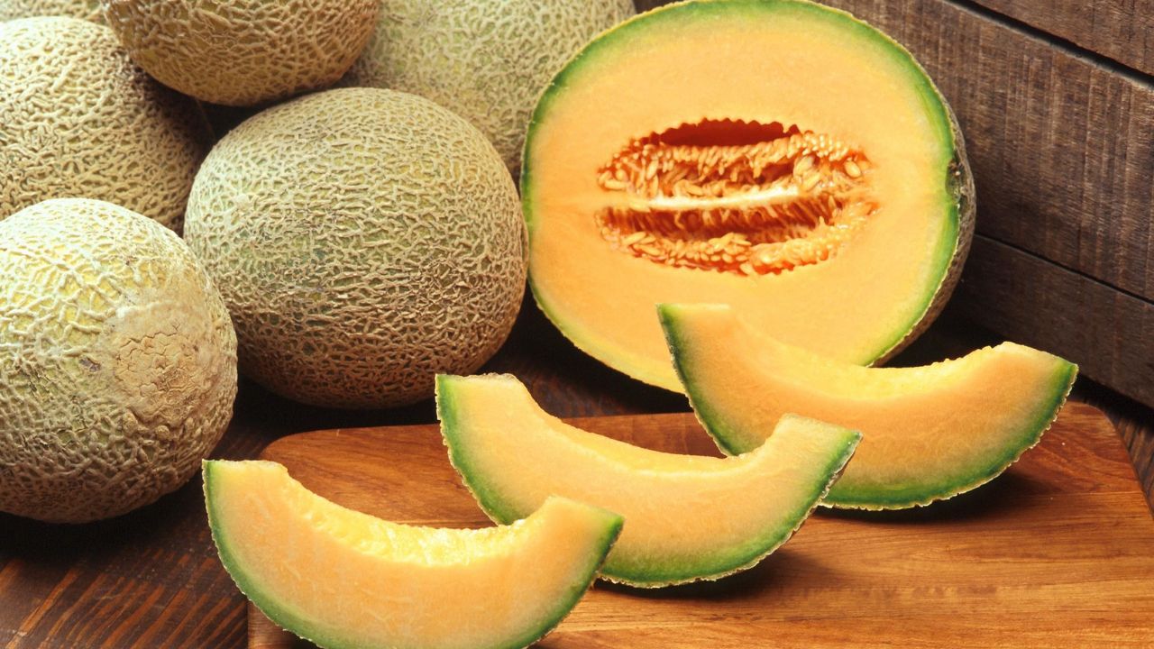 How To Tell If A Cantaloupe Is Ripe