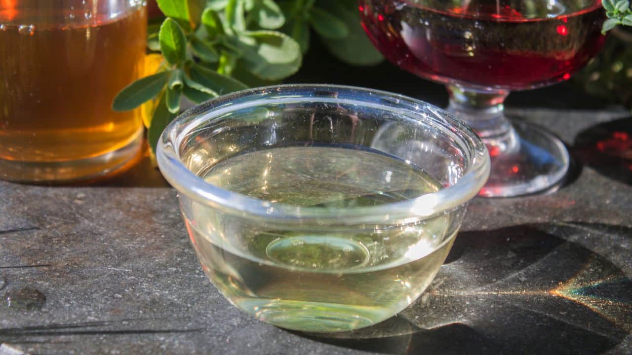 White Wine Vinegar, Apple Cider Vinegar, Or Sherry Vinegar