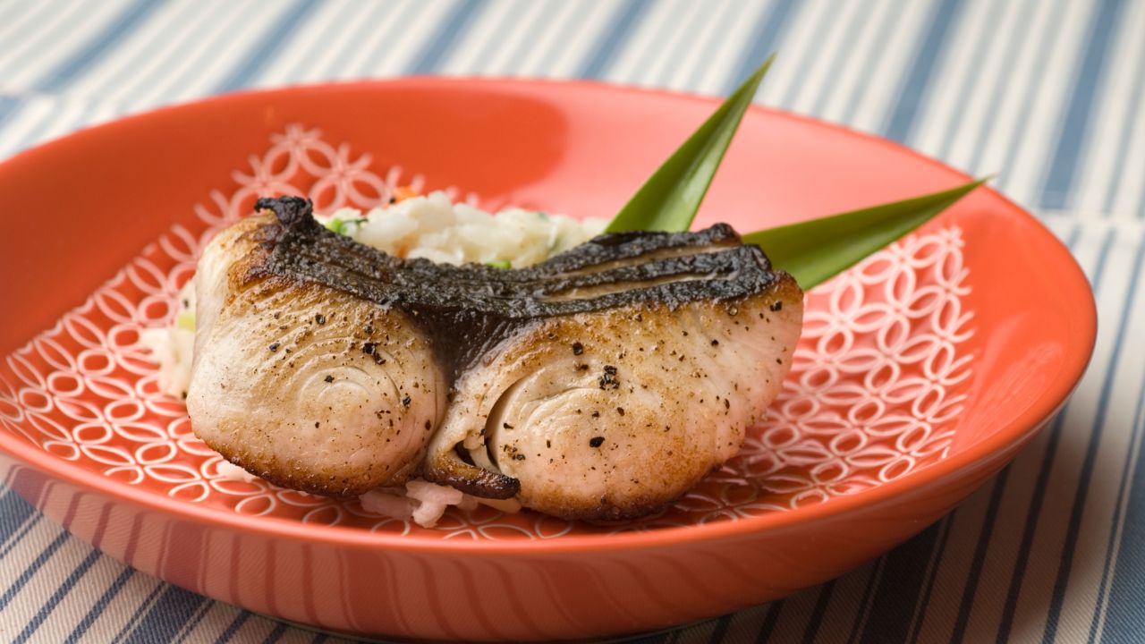 10 Ono Fish Recipes (Grilled, Stuffed, Baked, and More)