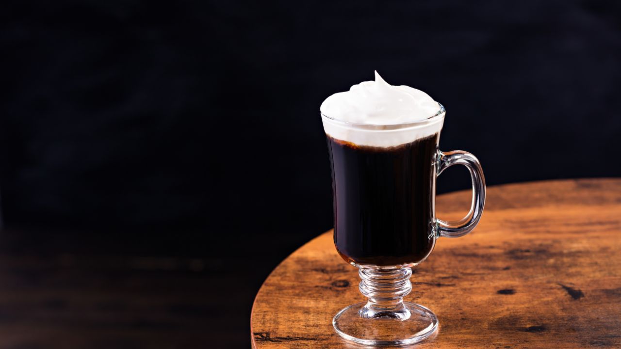 13 Delicious Traditional Irish Cocktails