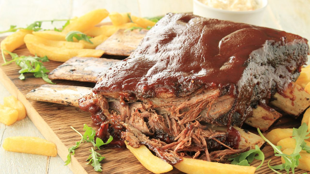 13 Of The Most Impressive Beef Rib Recipes Out There