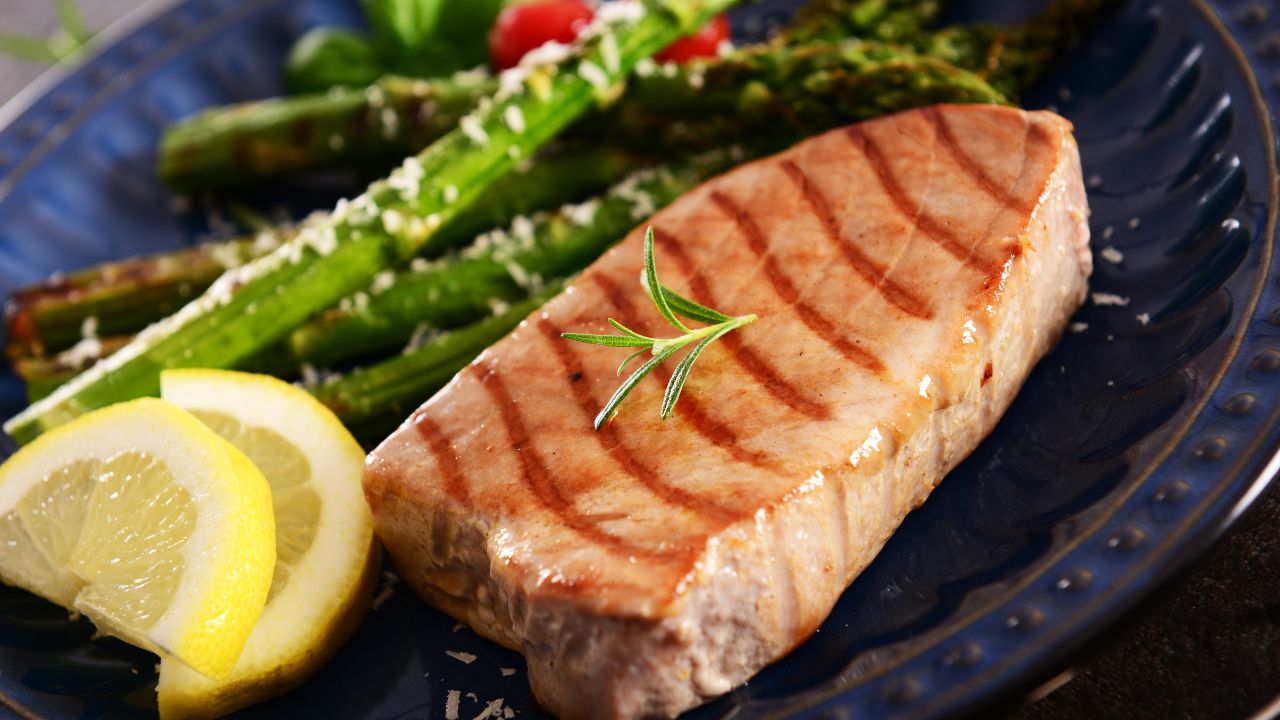 17 Best Sides To Serve With Tuna Steak