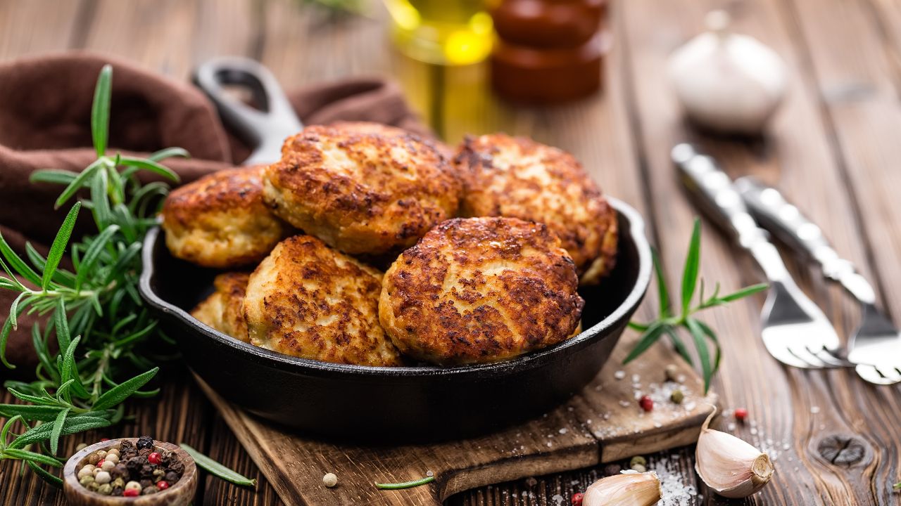 20 + Amazing Chicken Cutlet Recipes To Try Today