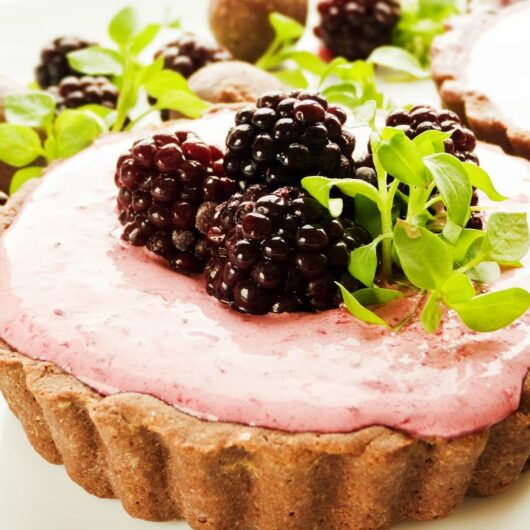 28 Incredibly Simple Blackberry Desserts