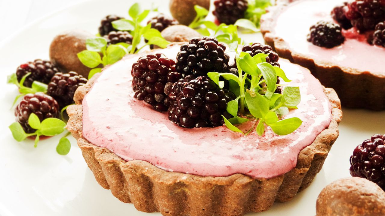 28 Incredibly Simple Blackberry Desserts
