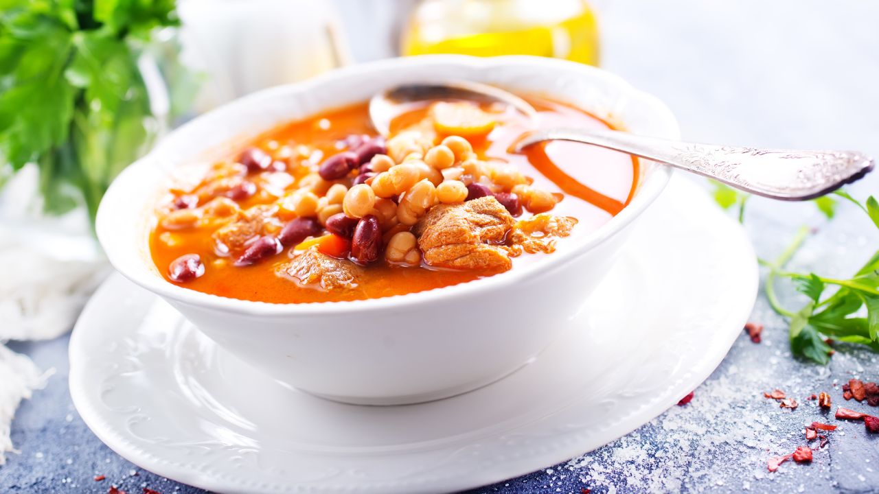 5 Super-Tasty Alternatives For Ranch-Style Beans