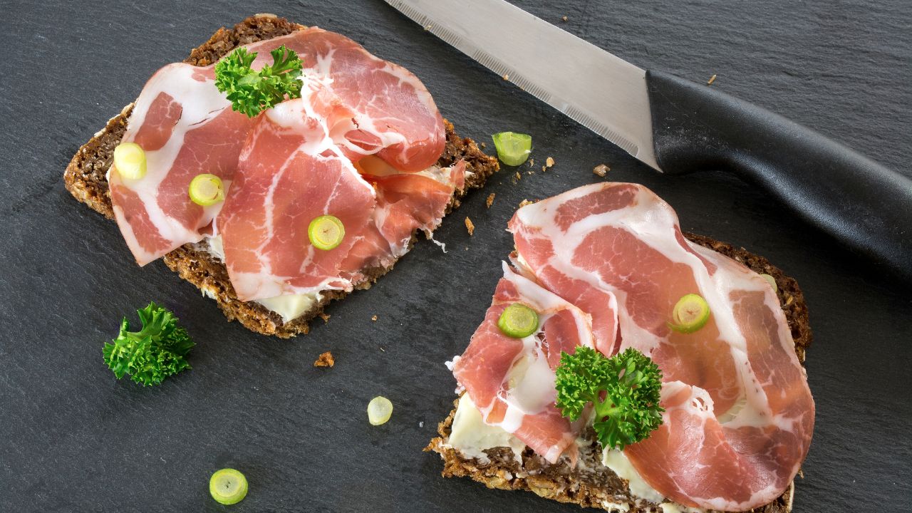 7 Substitutes For Capicola Ham You Should Try!