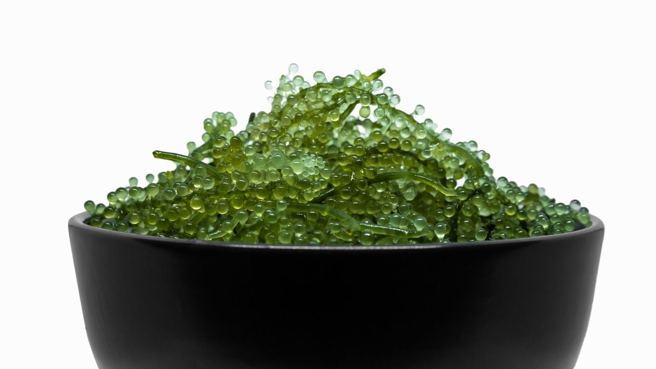 What Are Sea Grapes And How Do They Taste?