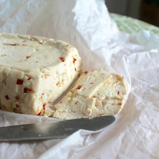 What Can I Replace My Pepper Jack Cheese With? 5 Best Substitutes