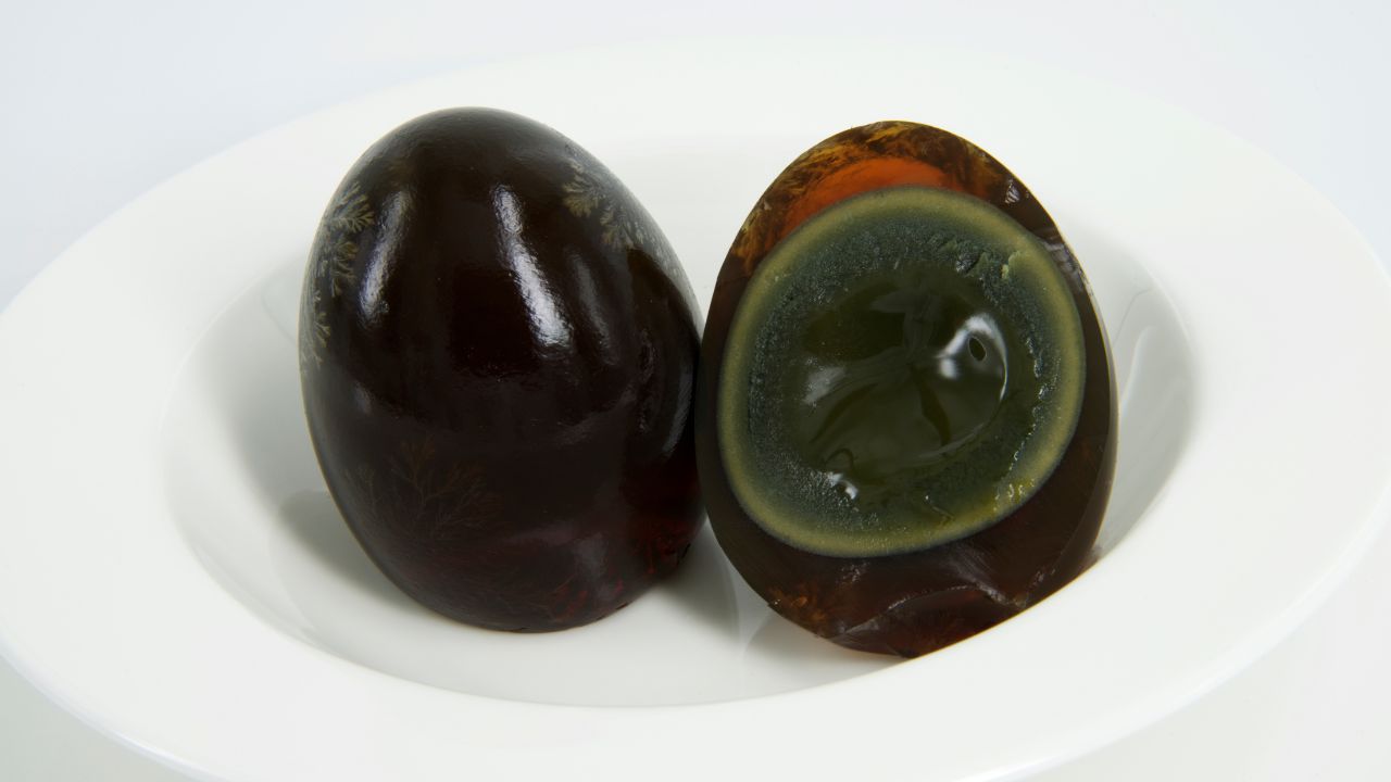 What Is A Century Egg And Does It Taste Nice (1)