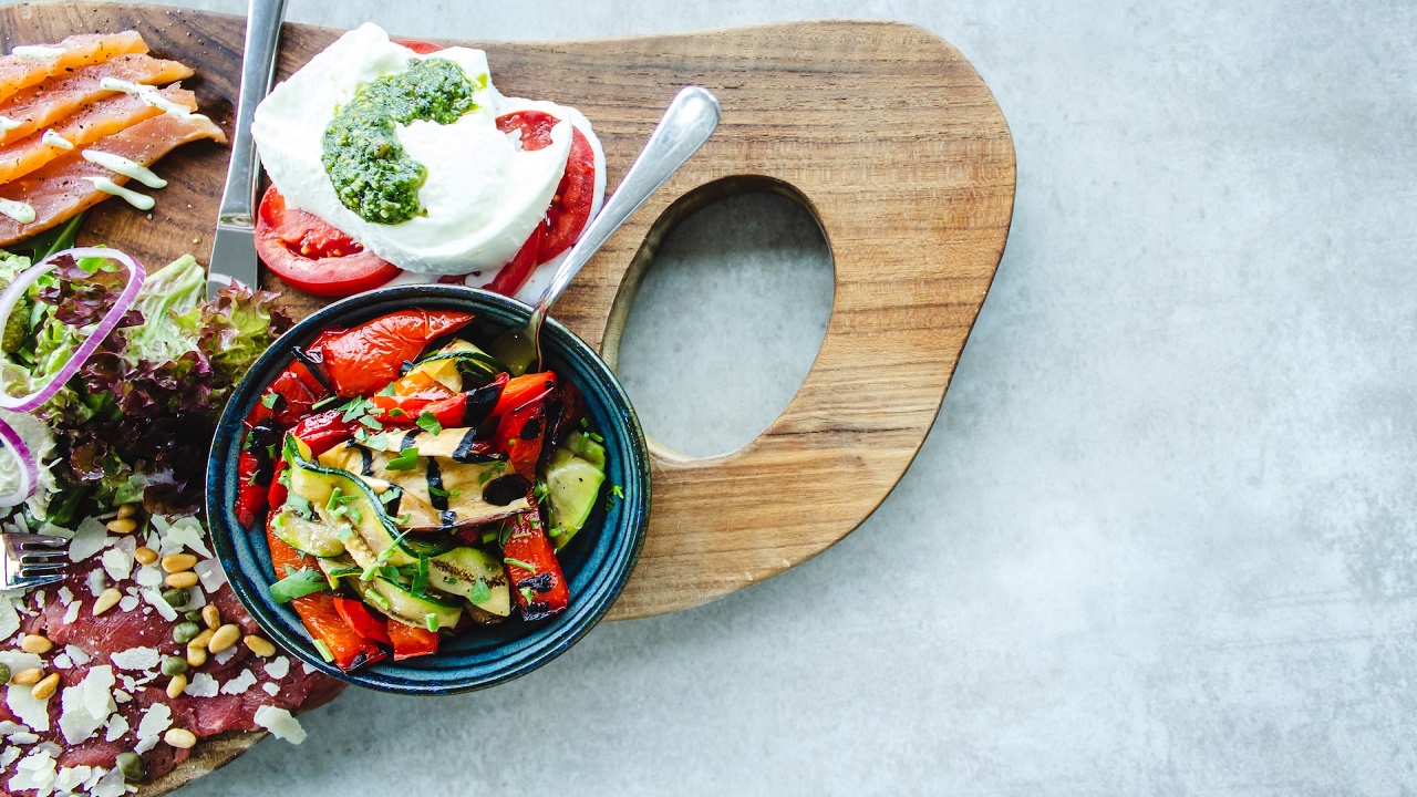 16 Easy And Delicious Greek Desserts