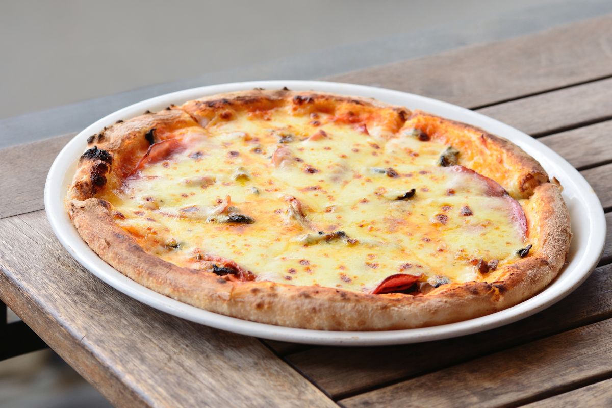 14 Pizza Hut Crusts For You To Try