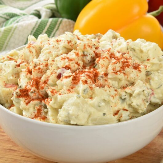 28 Festive Christmas Salad Recipes
