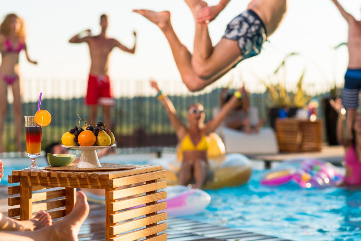 36 Of The Best Foods To Serve At Your Next Pool Party