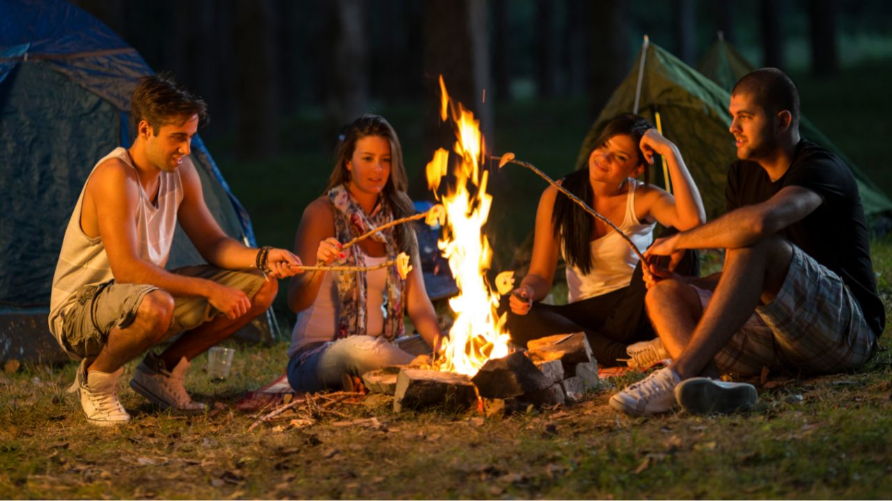 45 Easy Classic Camping Desserts
