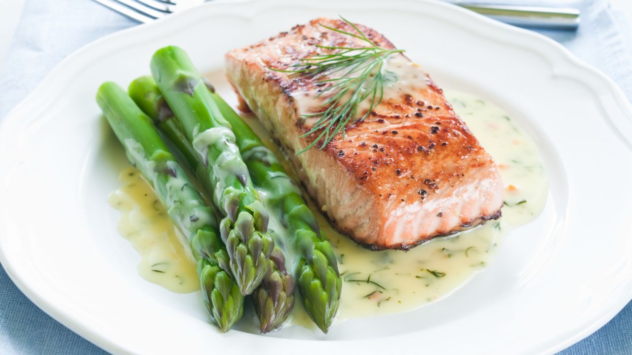 28 Easy And Simple Canned Asparagus Recipes You NEED To Try