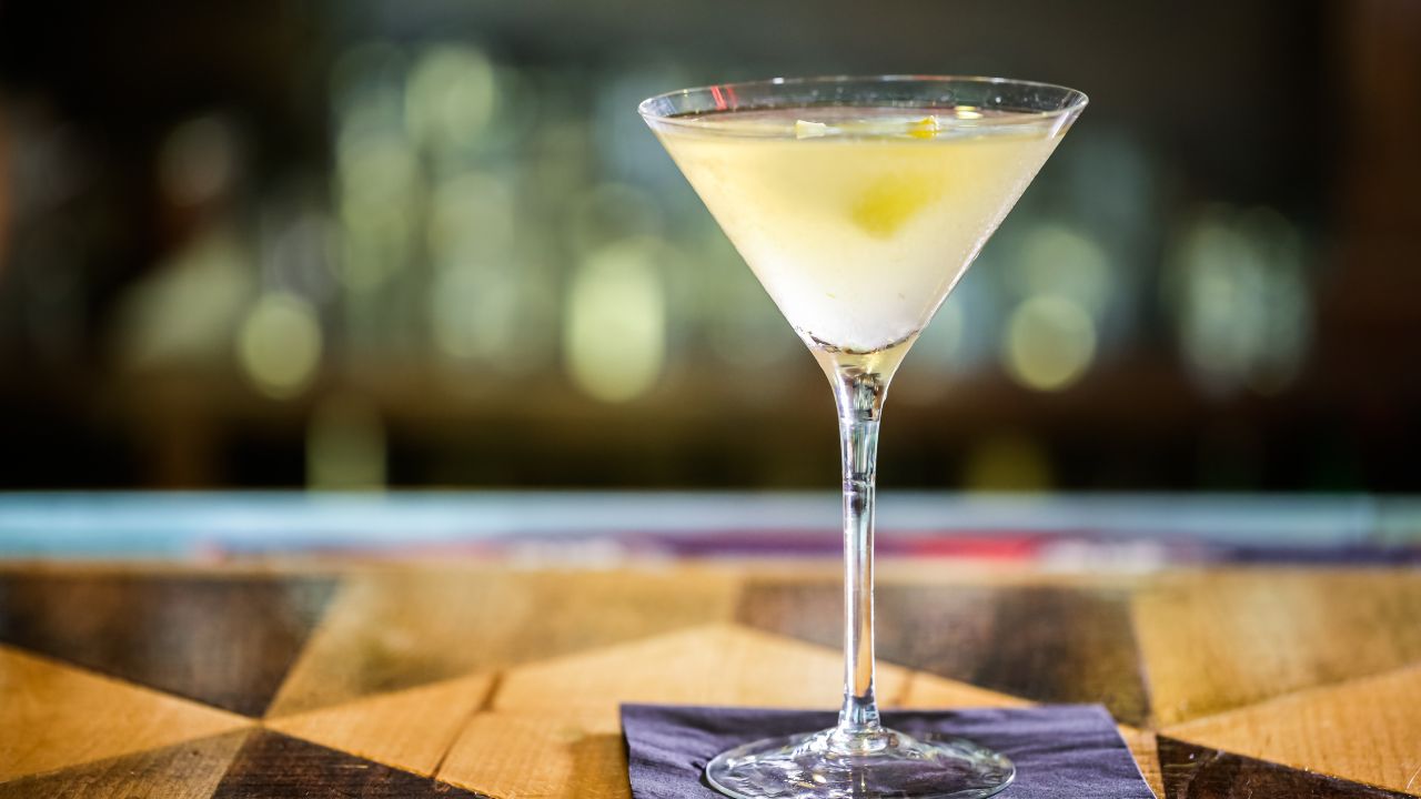 28 Harry Potter-Themed Cocktails To Inject Some Magic Into Your Drinks