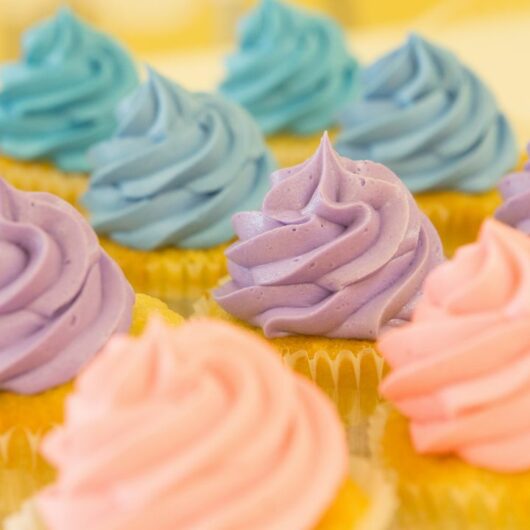 33 Homemade Frosting Recipes That Are Lip-Licking Good!