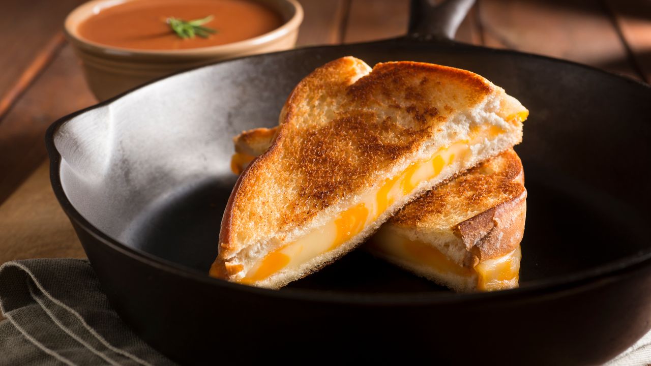 12 Amazing Side Dishes To Serve With Grilled Cheese
