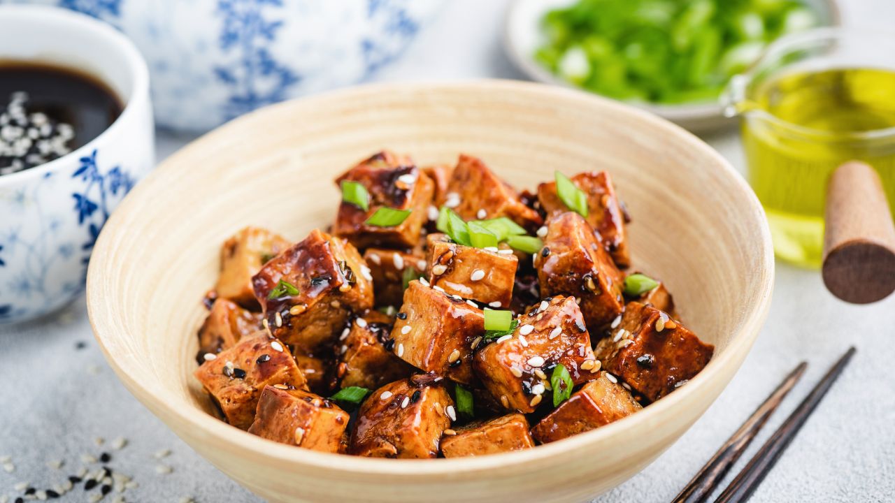 13 Keto Tofu Recipes That Are Easy & Low In Carbs