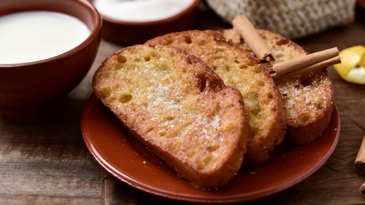 16 Tasty Spanish Breakfast Foods You Need To Try