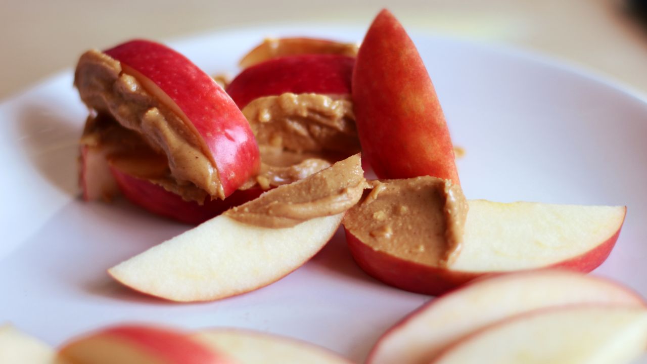 17 Easy And Simple Peanut Butter Snacks