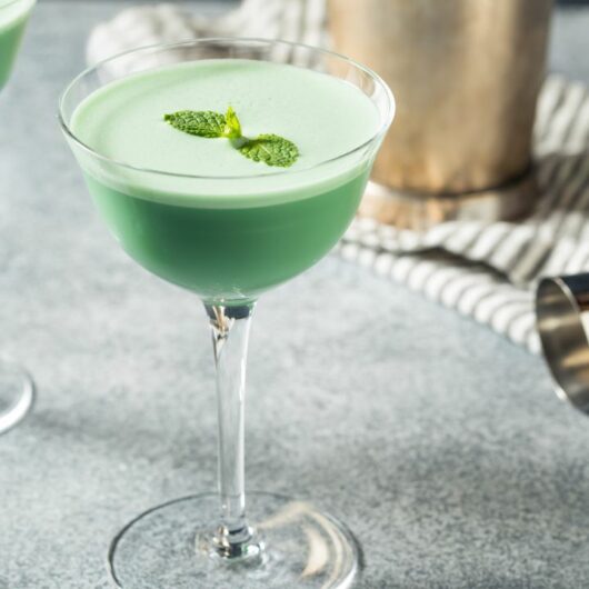 23 Classic Ice Cream Cocktails To Try Today