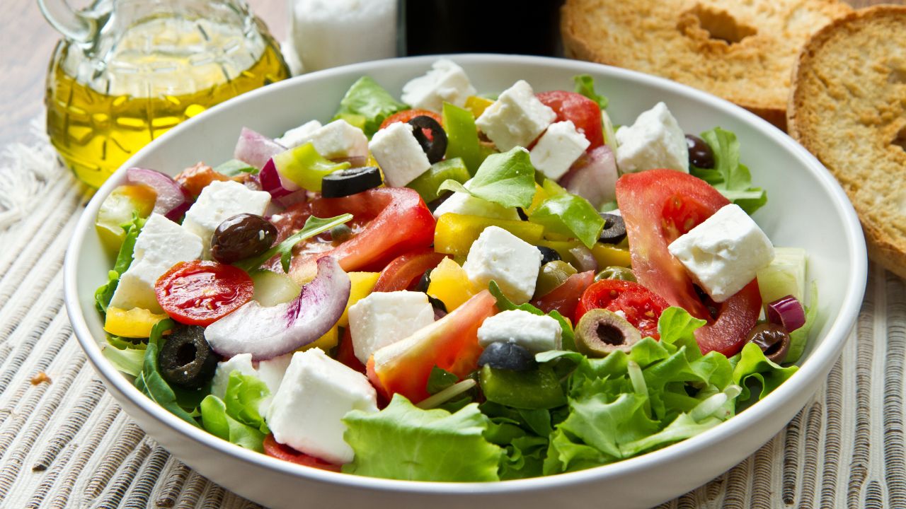 28 Greek Recipes That Are 100% Vegetarian