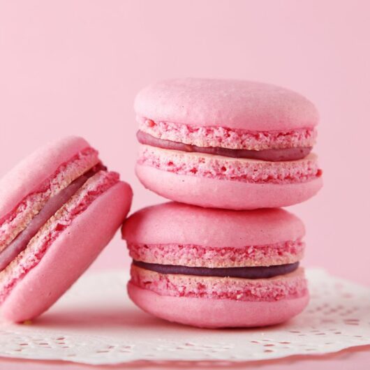 28 Pretty Pink Desserts That Make For Stylishly Delicious Treats