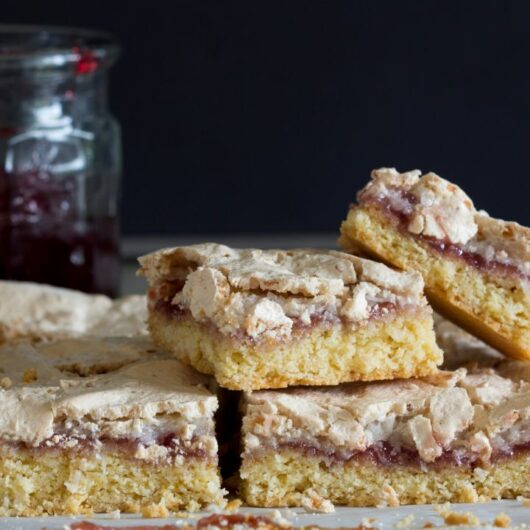 30 Amazing Australian Desserts For You To Make At Home