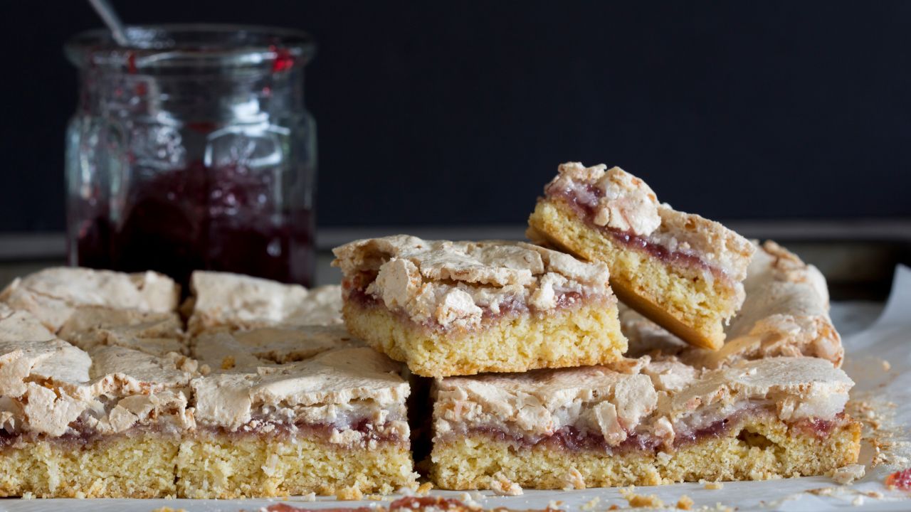 30 Amazing Australian Desserts For You To Make At Home