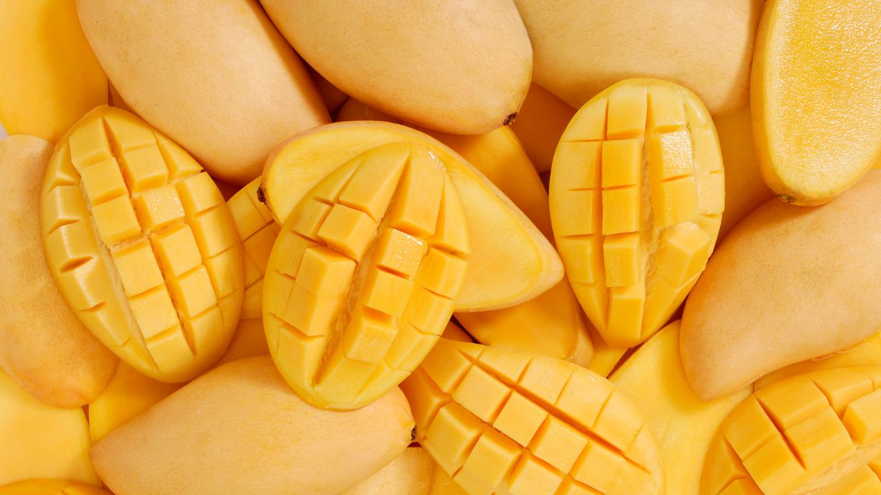 30 Fruits That Start With M