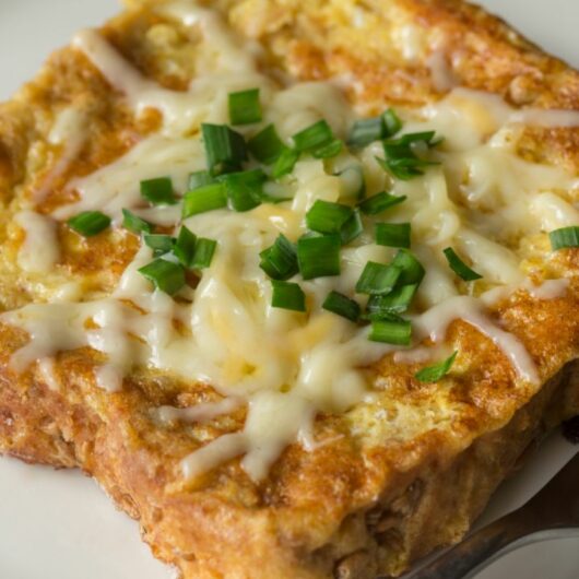 30 Sweet And Savory French Toast Toppings