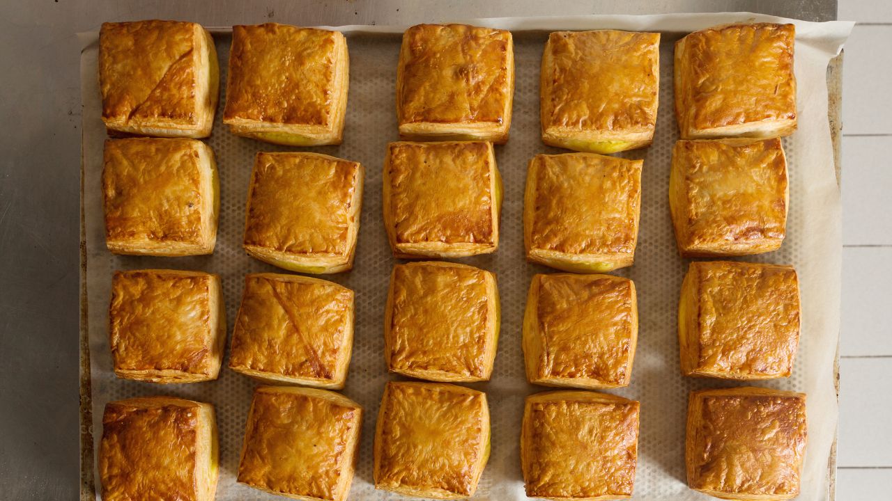 33 Amazing Sheet Cake Recipes Your Party Guests Will Love You For!