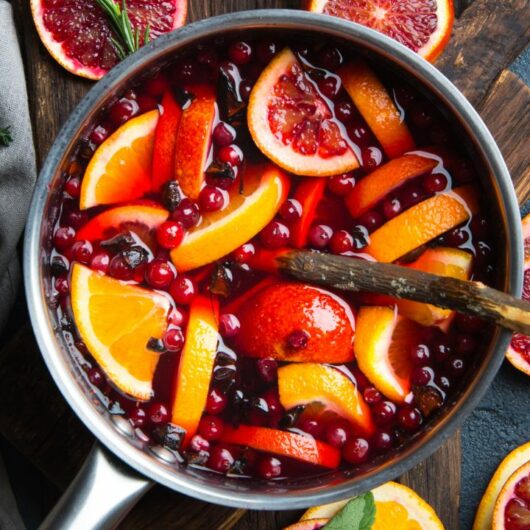 28 Festive Christmas Punch Recipes