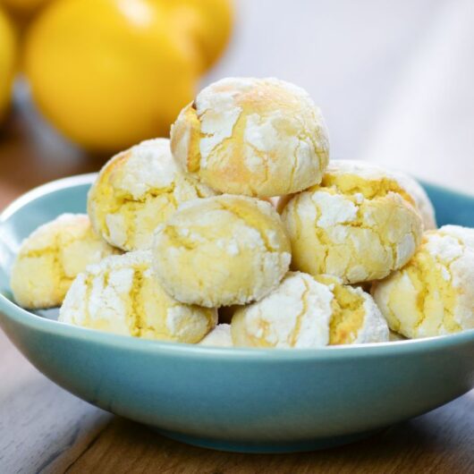 33 Superbly Seasonal Spring Cookies