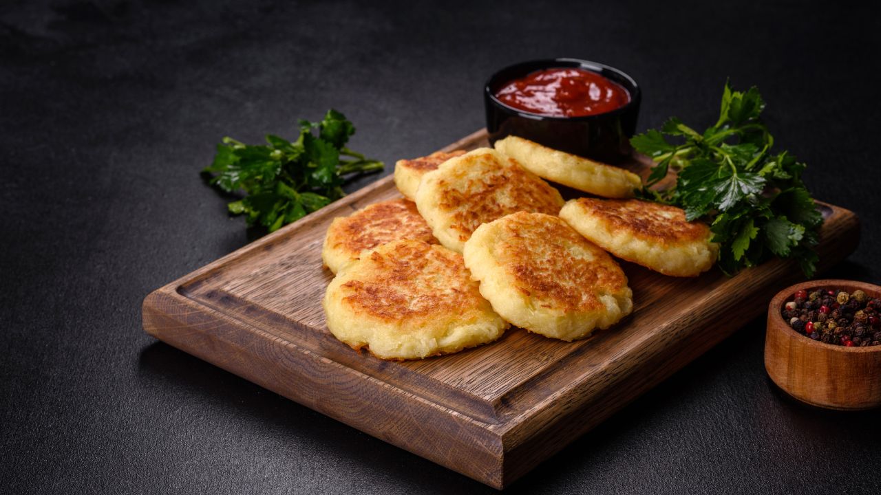 The Best Things You Can Serve With Latkes