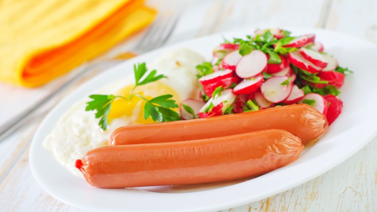What Should You Serve With Hot Dogs 17 Side Dishes That Are Perfect For Picnics